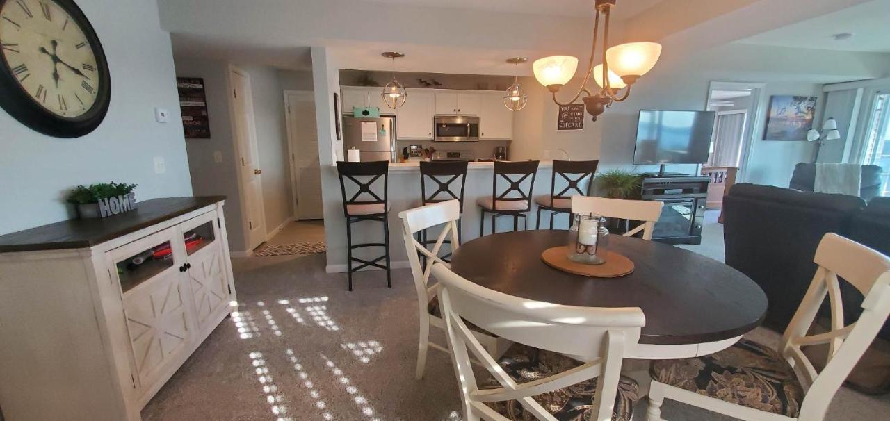 Gourgeous Lake Views, Amazing Susets, On Main Channel Lake Ozark Luaran gambar