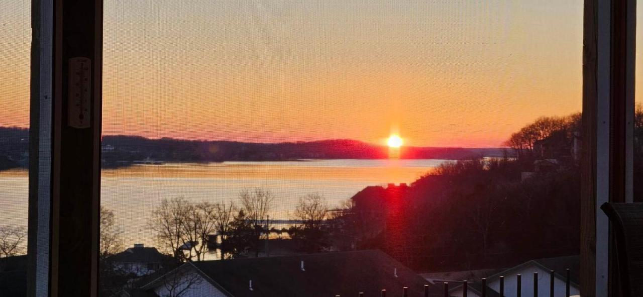 Gourgeous Lake Views, Amazing Susets, On Main Channel Lake Ozark Luaran gambar